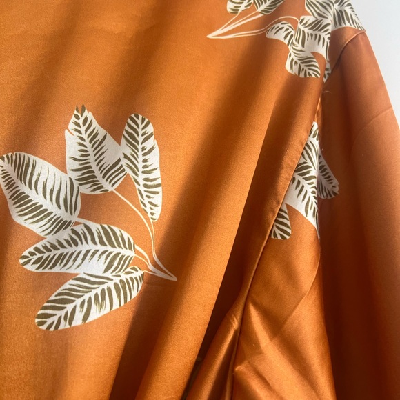 Sateen Wrap Bath Robe - Picture 4 of 5